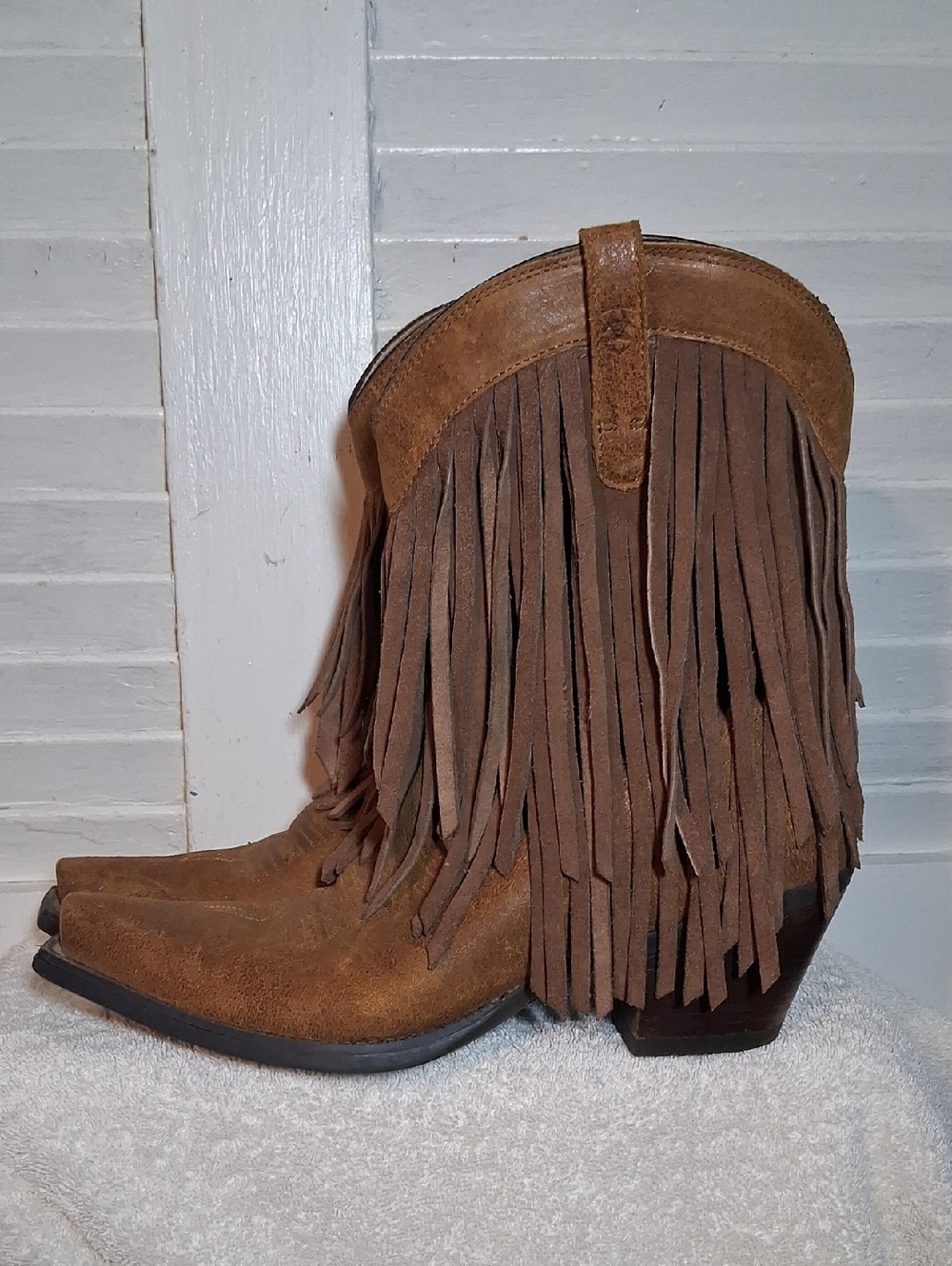 ARiat Fringe Boots - Picture 4 of 9